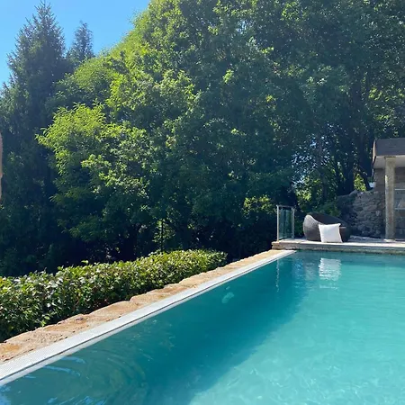 Casa Do Cebro Casa Con Piscina Y Jacuzzi Privados * سانتياغو دي كومبوستيلا
